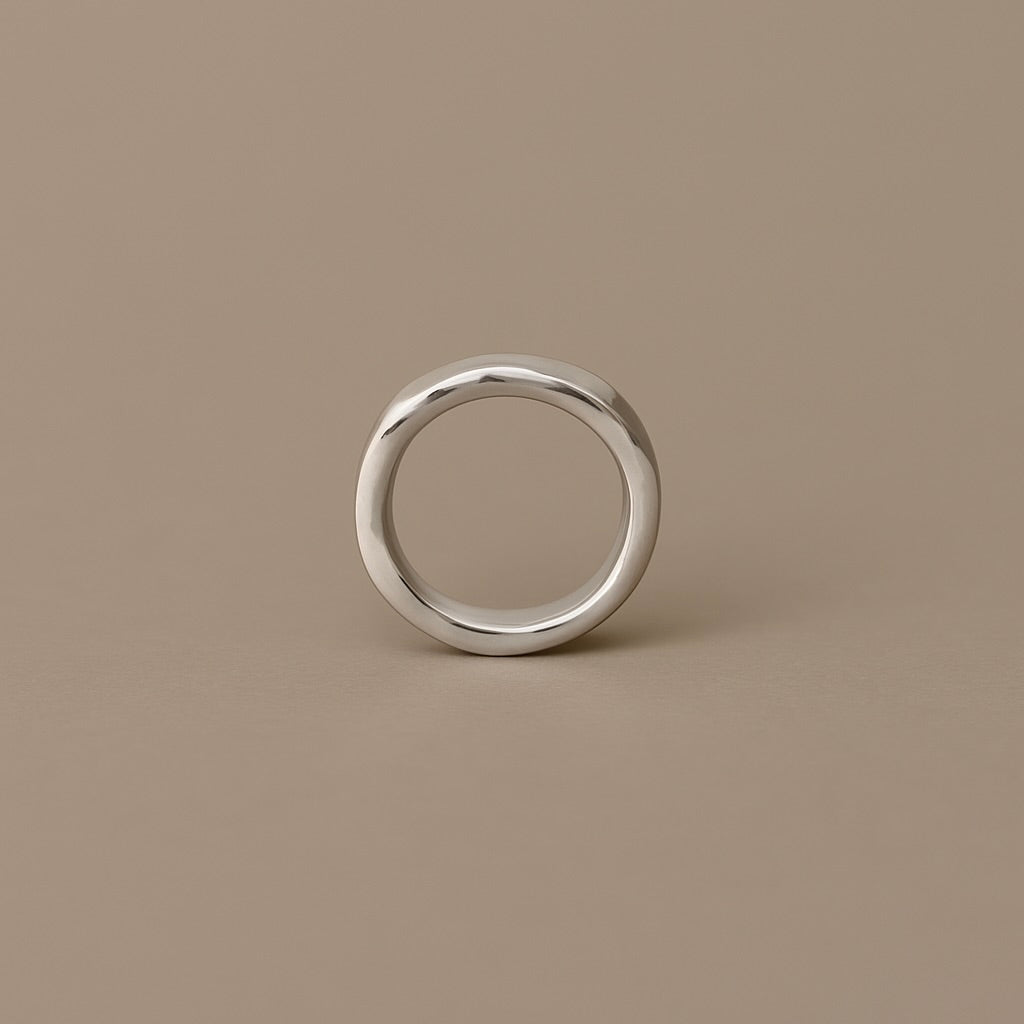 Anello fede martellata