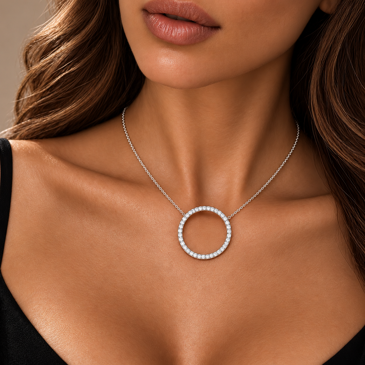 Ciondolo cerchio oro 9kt diamanti
