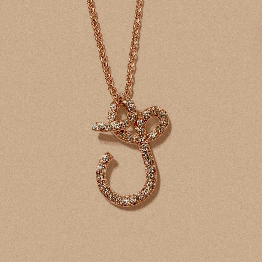 Ciondolo iniziale a filo diamanti